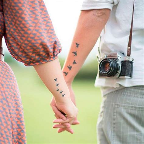 tatouage de couple|tatouage couple : les plus beaux modèles à faire à deux